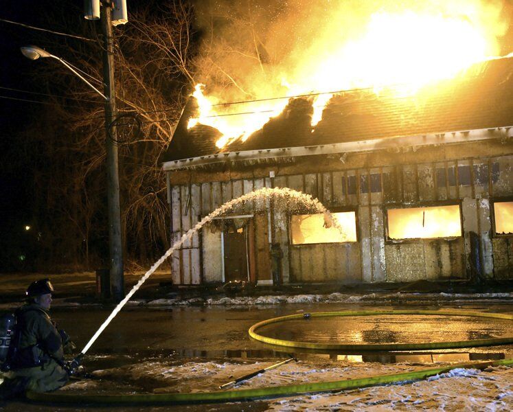 Former Golden Anchor burns